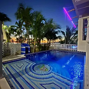 Sunset Paradise San Andres (San Andres and Providencia Islands)